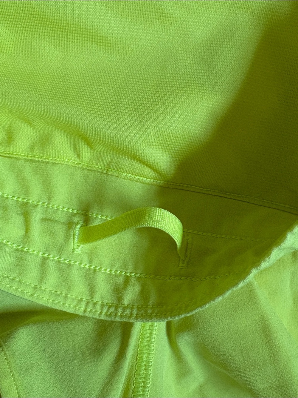 Lululemon Athletica Hotty Hot Low-Rise Lined Short 2.5 Inseam Electric Lemon - Picture 9 of 12